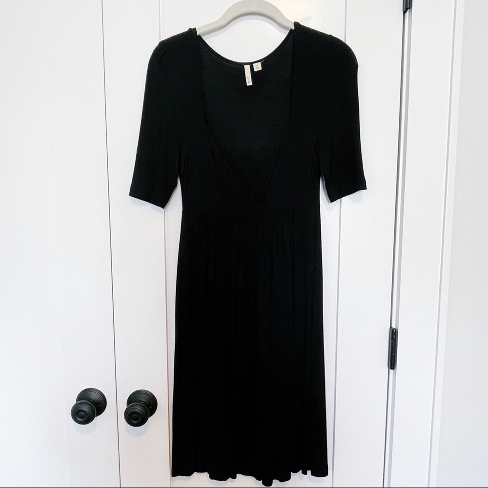 Frenchi | V-Cut MIDI Dress